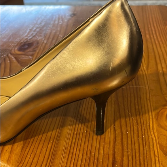 Coach Silver and Black Kitten Heels with Bow - Picture 15 of 16